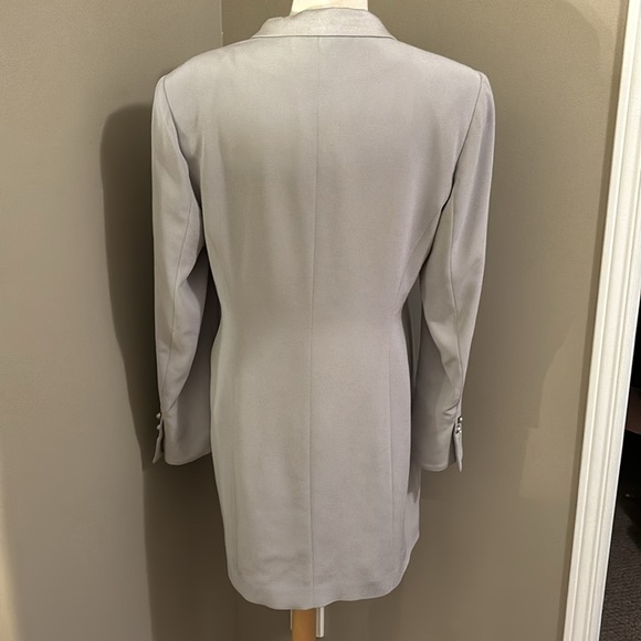 Fredas Grey Tuxedo Long Rear Jacket - Picture 3 of 4